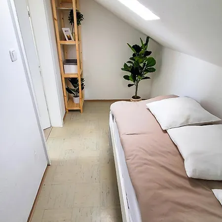 Dg R- Helle 2-zimmer Naehe Salzburg * Freilassing
